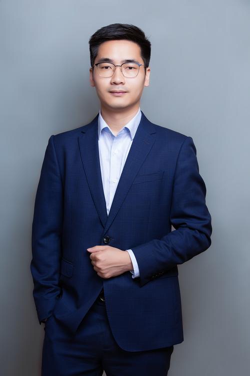 齐莱童 视觉与舞美负责人